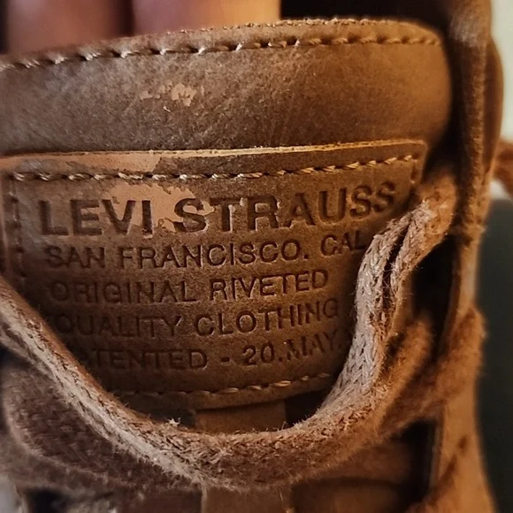 Men's Levi's Casual Sneakers/Boots - Picture 9 of 14